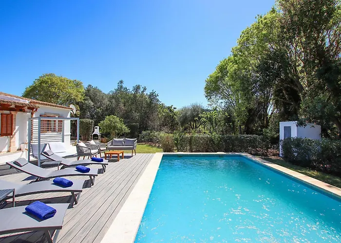 Vives - Alegre Будинок відпочинку *